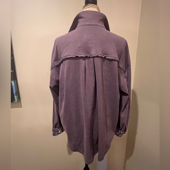 JK Oversized Purple  Button-Up Shacket with sequin detailing at pockets, size M - Picture 5 of 10